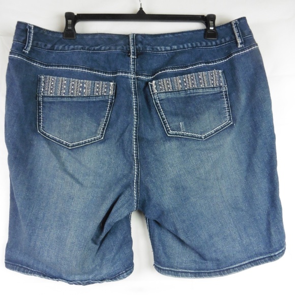 Maurices Pants - Maurices Plus sz 22 Bermuda Jean Shorts
